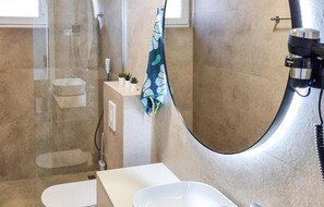 Shower, hair dryer - Beautiful home in Makarska (Makarska)