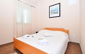 1 bedroom, free WiFi - Awesome home in Tucepi (Tucepi)