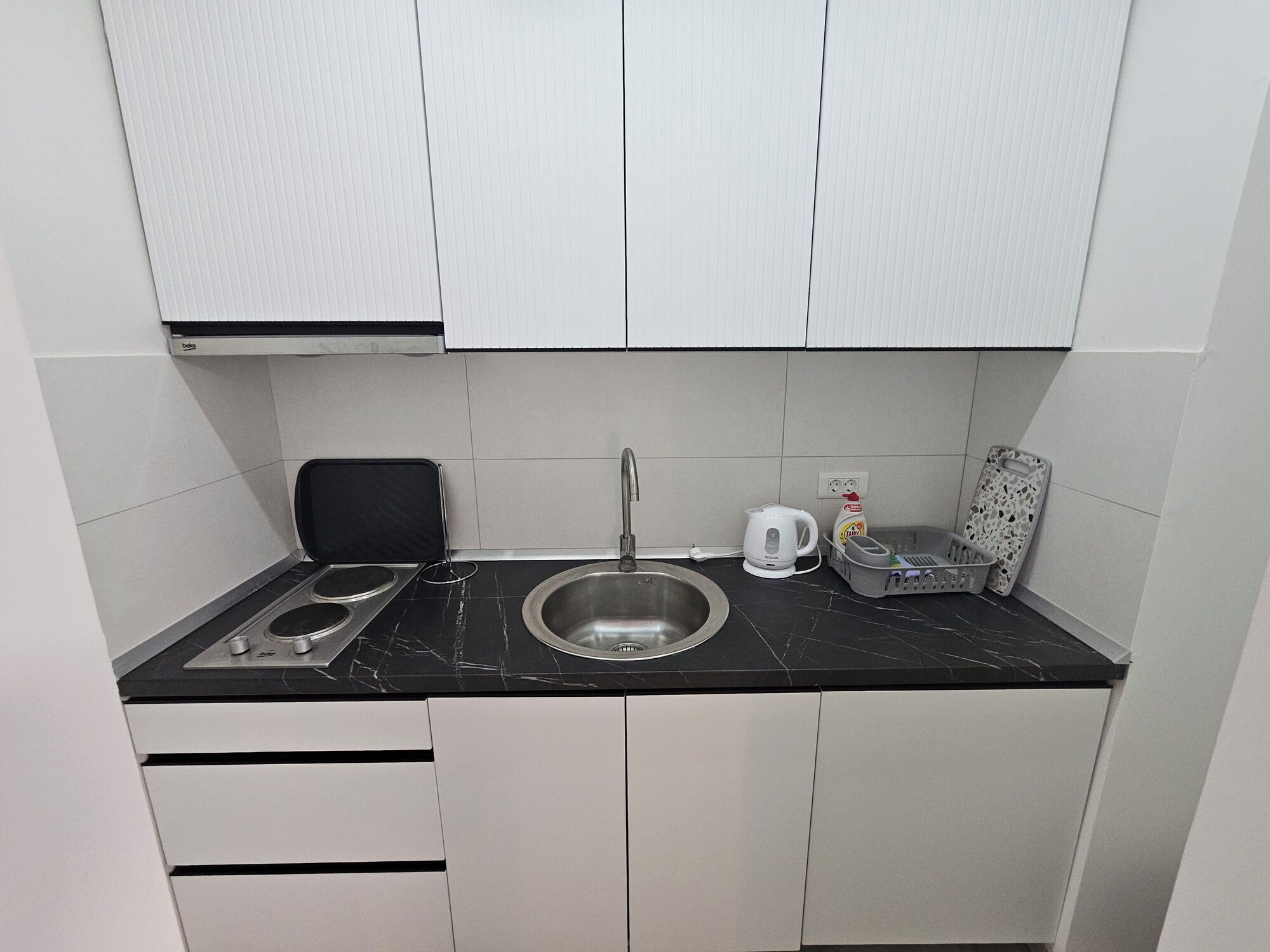 Fridge, microwave, stovetop, electric kettle