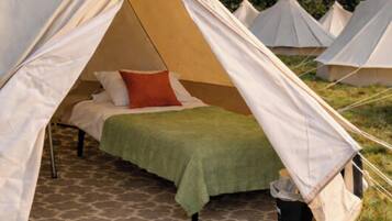 Comfort Tent, Berbilang Katil, City View