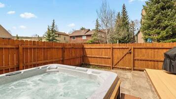 Outdoor spabad