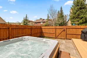 Bañera de hidromasaje exterior