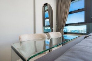 Dining - Perfect City Living | Rooftop Pool and Views (Cape Town)