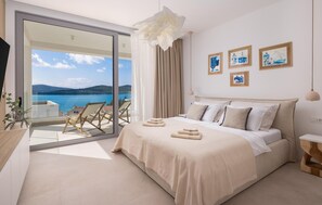 4 bedrooms, in-room safe, travel cot, free WiFi - Luxurious home in Sibenik (Sibenik)