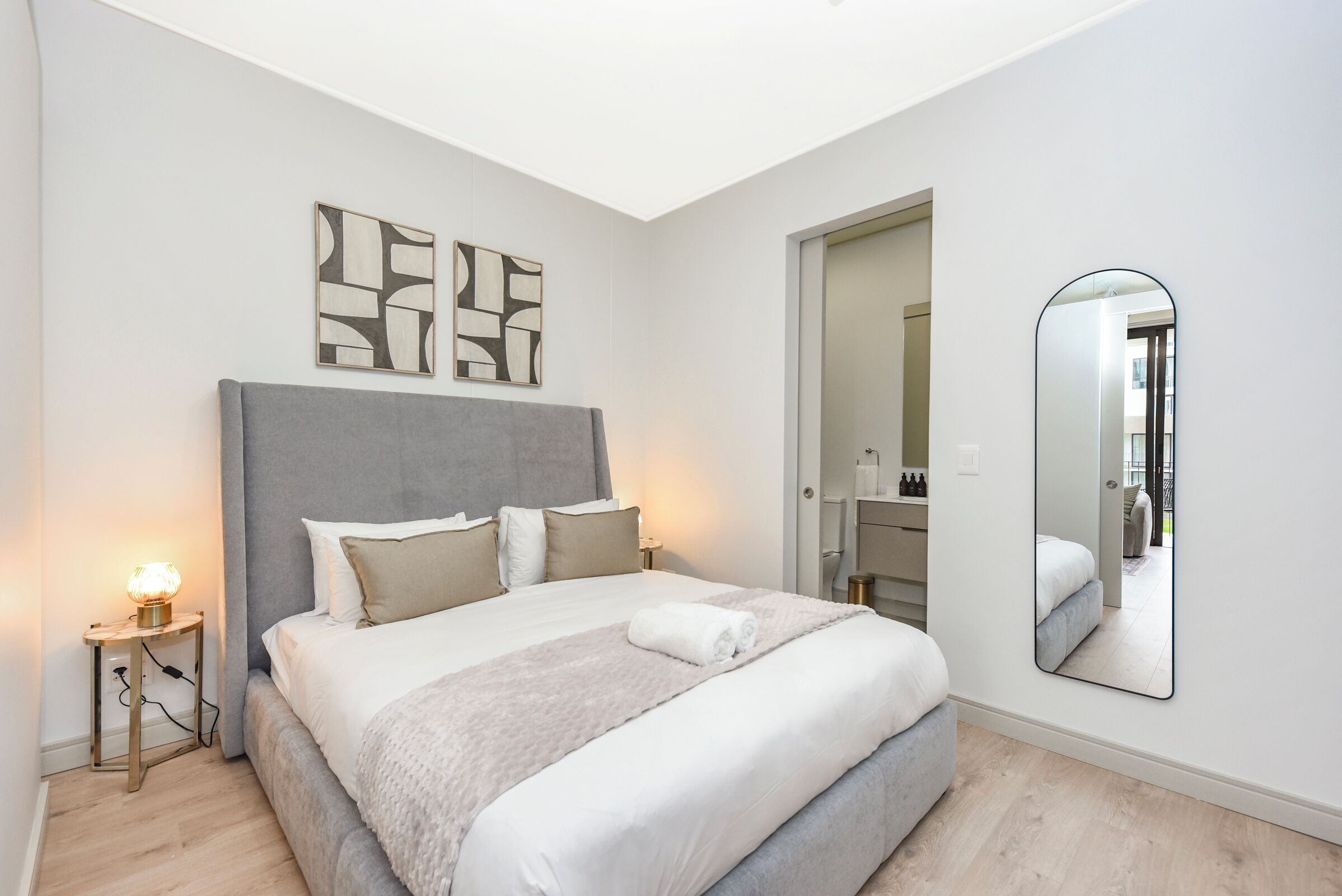In-room safe, iron/ironing board, Internet, bed sheets