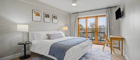 1 bedroom, desk, iron/ironing board, free WiFi