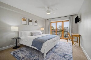 1 habitación, escritorio, tabla de planchar con plancha y wifi gratis 