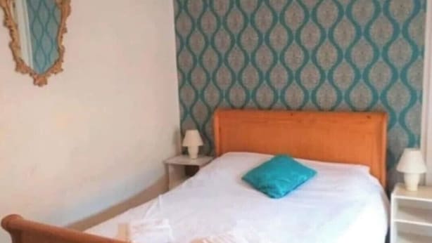 Gambar tidak terklasifikasi, 1 dari 28, tombol