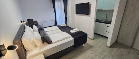 1 bedroom, iron/ironing board, travel cot, WiFi