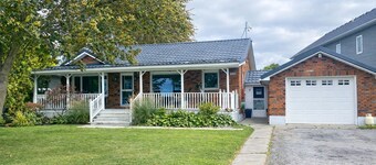 River’s Edge Cottage - St. Clair River Trail - Spectacular view!