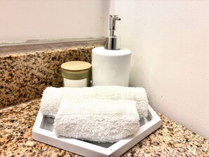Hair dryer, towels, soap, toilet paper - Beach Apartment Sunny Isles Steps from the Beach (Sunny Isles Beach)
