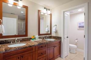 Shower, hair dryer, towels, shampoo - Pili Mai 12K Spacious 3BR with Central A/C (Koloa)