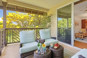Terrace/patio - Pili Mai 12K Spacious 3BR with Central A/C (Koloa)