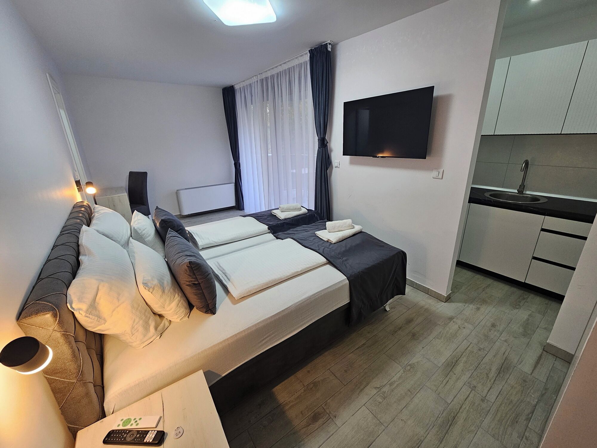 1 bedroom, iron/ironing board, travel cot, WiFi