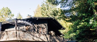 Stunning Chalet at Whispering Springs