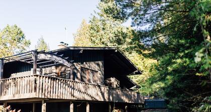 Stunning Chalet at Whispering Springs