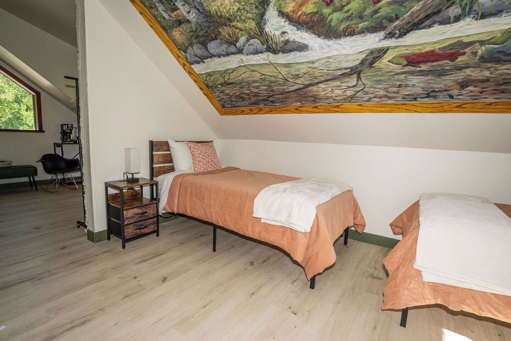 3 bedrooms, WiFi, bed sheets