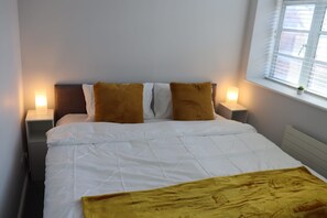 1 chambre, fer et planche à repasser, Wi-Fi, draps fournis