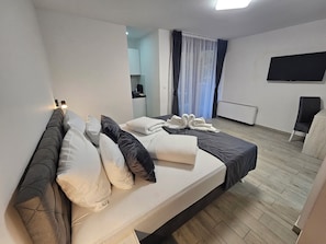 1 chambre, fer et planche Ă repasser, lit parapluie, Wi-Fi