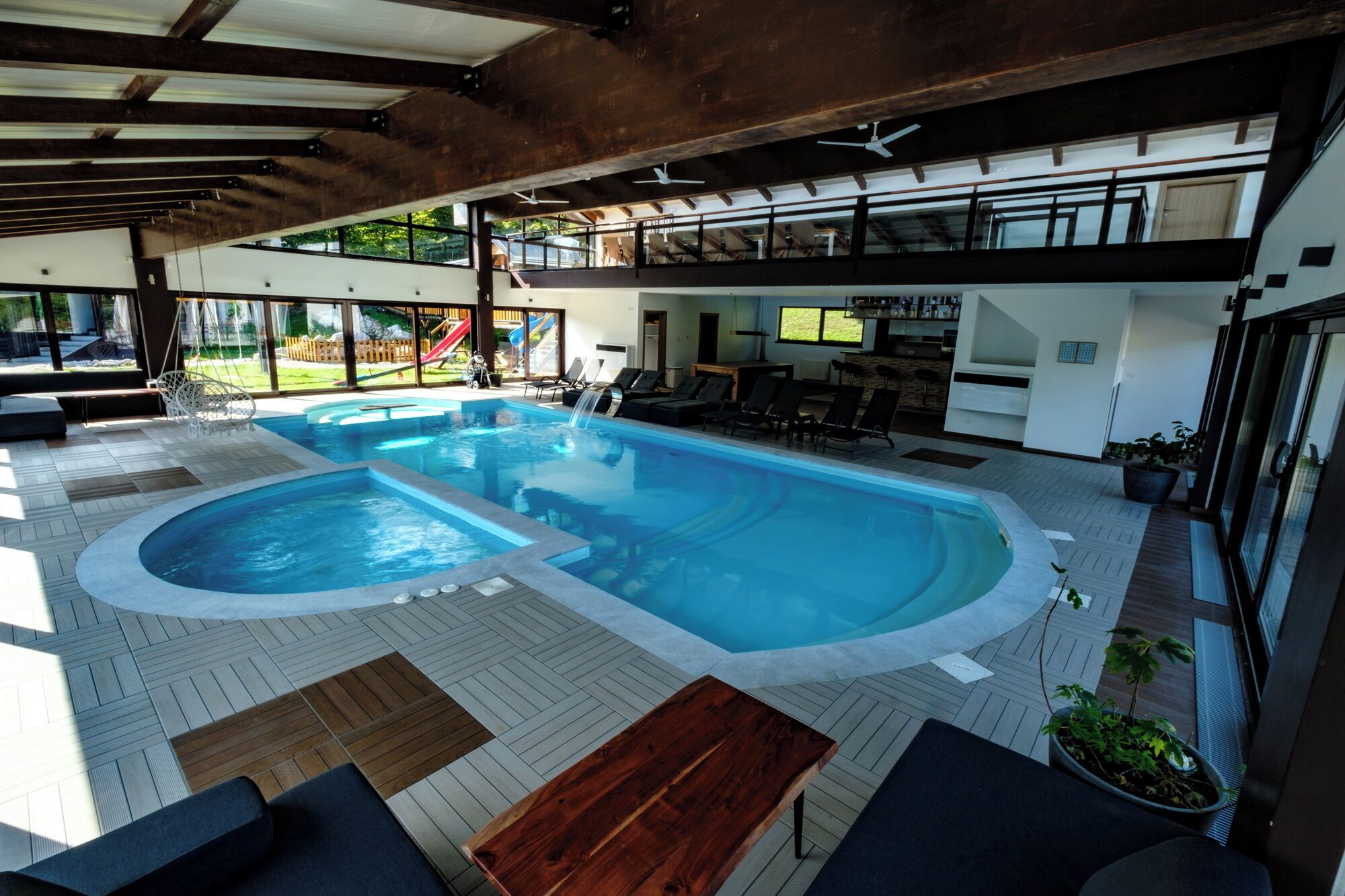 Piscine couverte, piscine chauffée