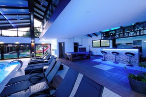 Outdoor dining - 1BDR apartment, shared pool, kitchen, balcony, C24 (Sarajevo)