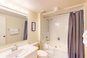 Hair dryer, towels - 2BDR Family Getaway - Mountainside & Close to Blue (The Blue Mountains)
