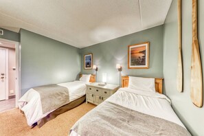 3 bedrooms, WiFi, bed sheets - Family Blue Mountain Condo with Mountain Views (The Blue Mountains)