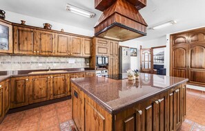 Fridge, microwave, oven, stovetop - Stunning home in Tahiche with private swimming pool, can be inside or outside (Tahiche)