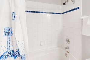 Towels - North Base Nook: Pool, Hot Tub, and Tennis! (The Blue Mountains)