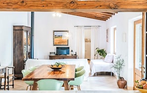 Dining - Cozy home in Binissalem with private swimming pool, can be inside or outside (Binissalem)