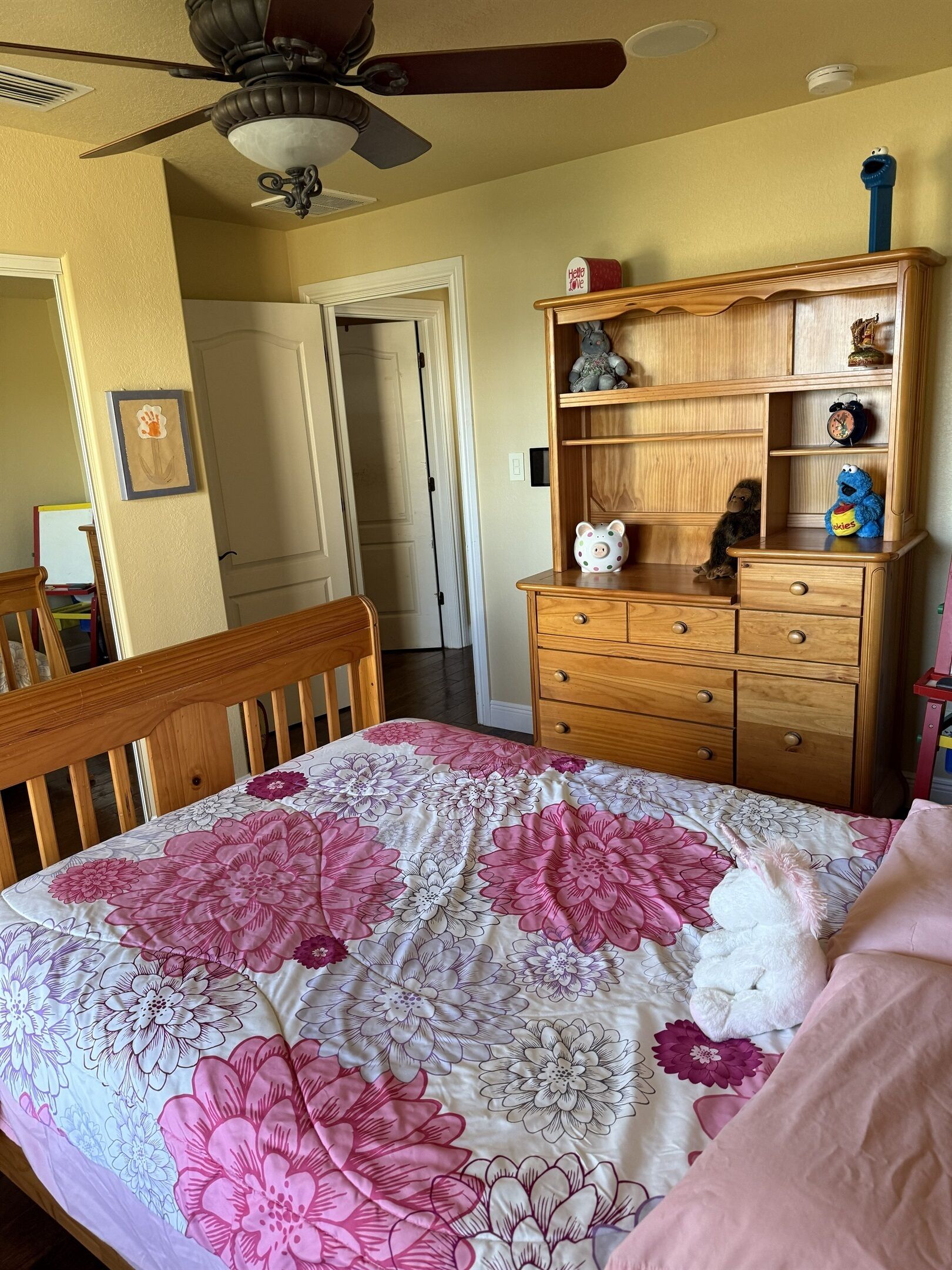 4 dormitorios, escritorio, tabla de planchar con plancha y wifi gratis
