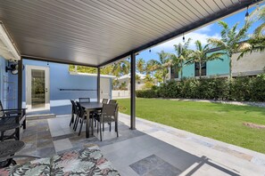 Outdoor dining - Surf Shack | Islamorada Beach Bungalow (Islamorada)