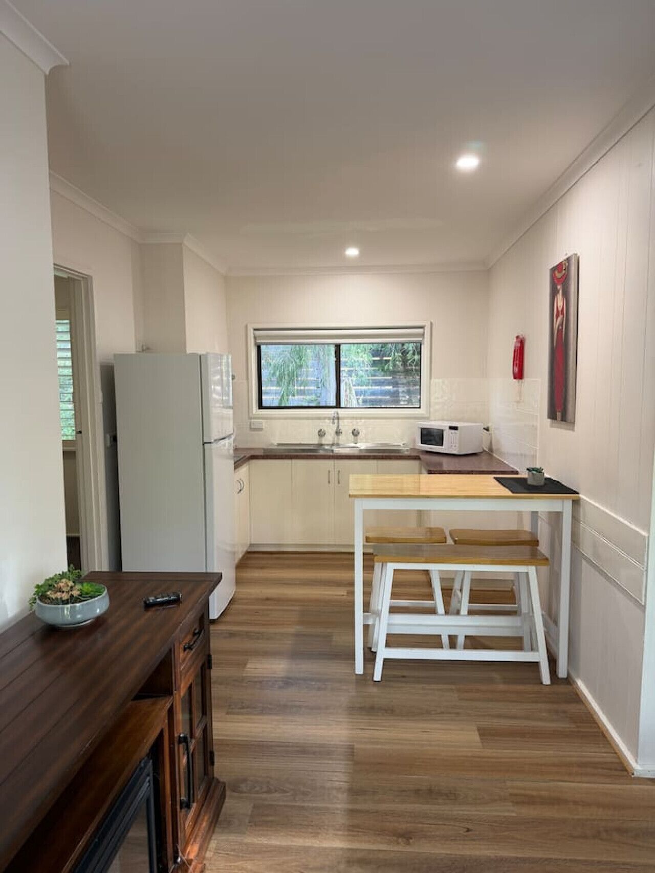 Fridge, microwave, stovetop, toaster