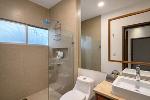 Bathroom - Casa Vista 133 · Private Luxury Villa w/ Rooftop Views in Cabo (Cabo San Lucas)