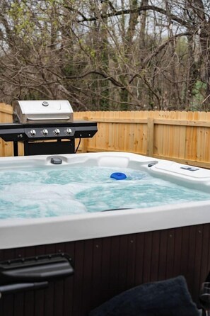 Bañera de hidromasaje exterior