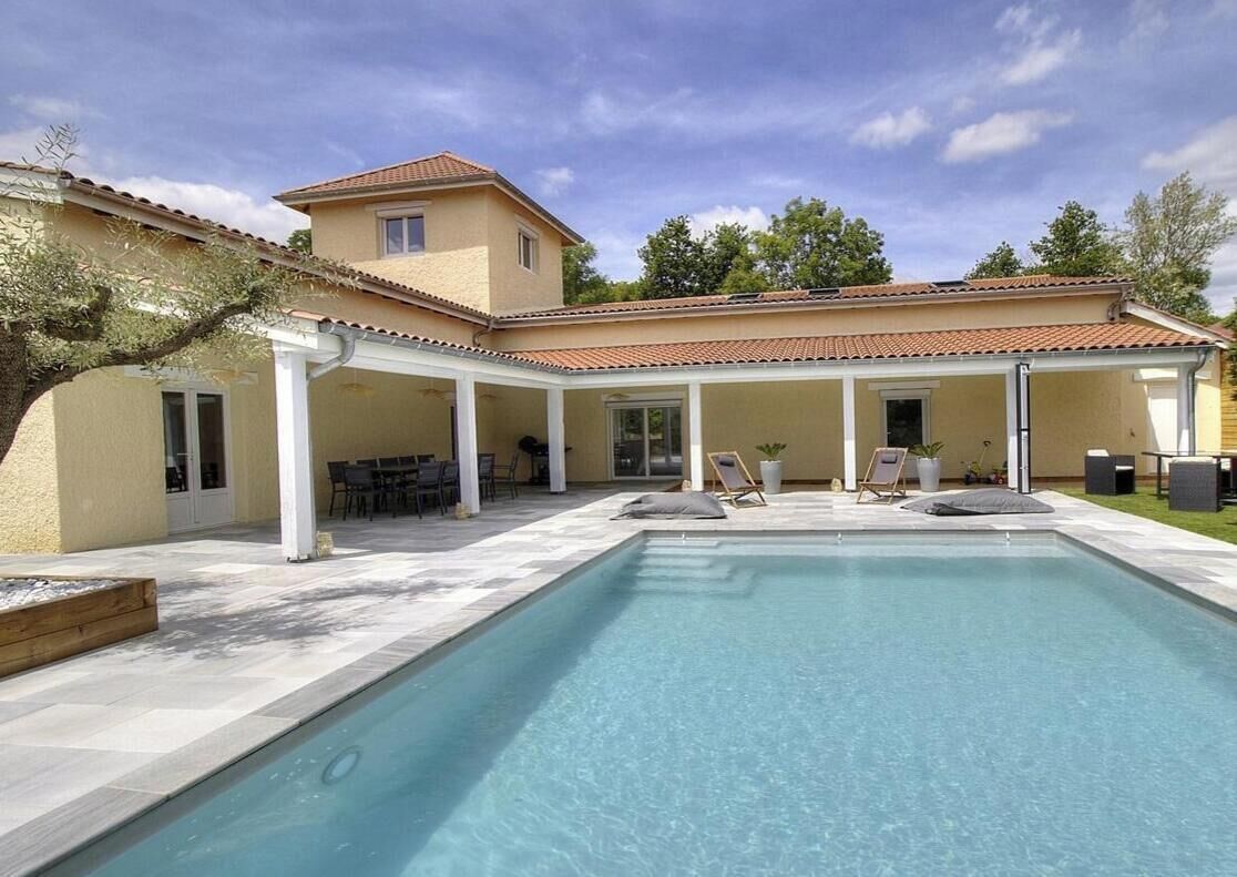 Piscine couverte, piscine chauffée