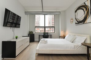 1 bedroom, iron/ironing board, free WiFi, bed sheets - Luxe 1BR Retreat Minutes to NYC With High-End Finishes (Jersey City)