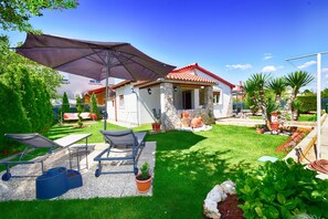 Terrace/patio - House 2426/203980 (Istria - Fažana), 200m from the beach (Fažana)