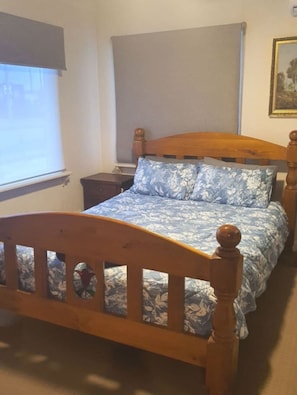 Desk, iron/ironing board, travel crib, WiFi