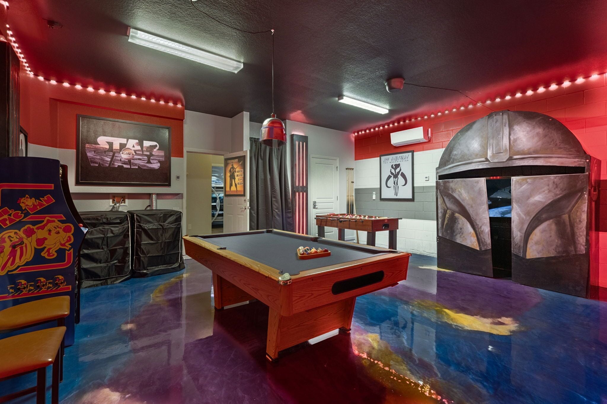 Spielezimmer