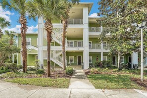 Exterior - Exclusive hot tub condo, 10 min to Disney (Davenport)
