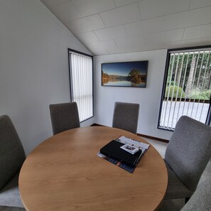 อพาร์ทเมนท์, 3 ห้องนอน | ร้านอาหาร