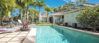Noosa Sunrise - Pet-friendly with Pool