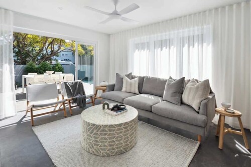 Luxury by the River -Stylish Duplex w Heated Pool