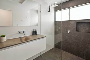 Bathroom - Luxury by the River -Stylish Duplex w Heated Pool (Noosa Region)