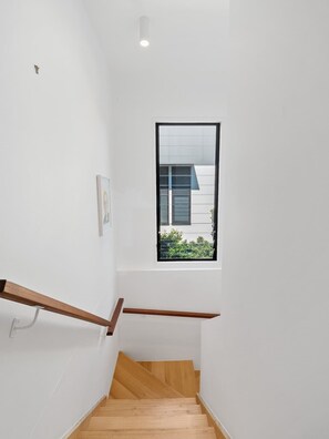 Interior - Ultimate Sunshine Beach Pad, Pet Friendly + Pool (Noosa Region)