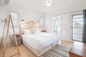 3 bedrooms, iron/ironing board, travel cot, WiFi