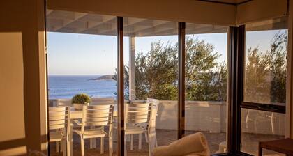 West Beach Holiday Home