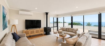 West Beach Holiday Home