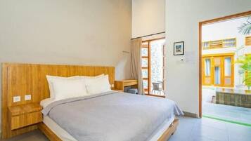 Deluxe Double Room, Garden View